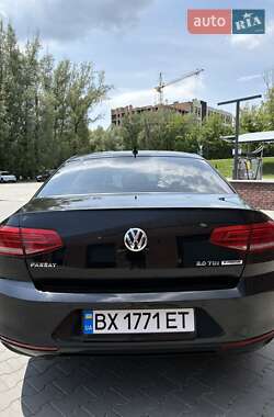 Седан Volkswagen Passat 2015 в 