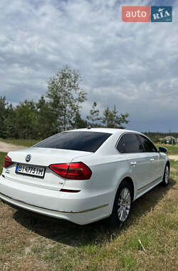 Седан Volkswagen Passat 2016 в 