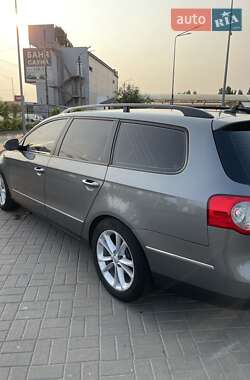 Універсал Volkswagen Passat 2008 в 