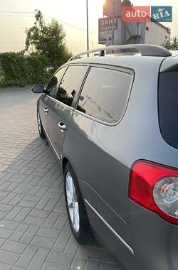 Універсал Volkswagen Passat 2008 в 