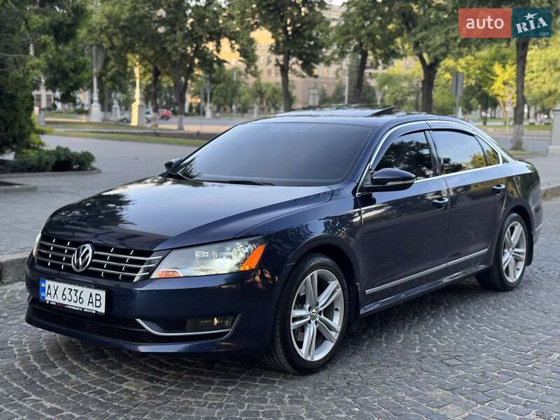 Седан Volkswagen Passat 2012 в 