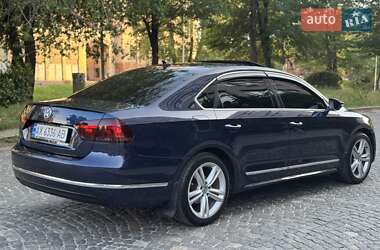 Седан Volkswagen Passat 2012 в 