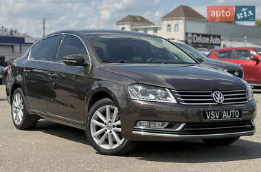 Седан Volkswagen Passat 2013 в 