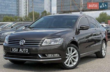 Седан Volkswagen Passat 2013 в 