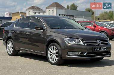 Седан Volkswagen Passat 2013 в 