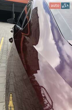 Седан Volkswagen Passat 2012 в 