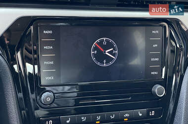 Седан Volkswagen Passat 2021 в 