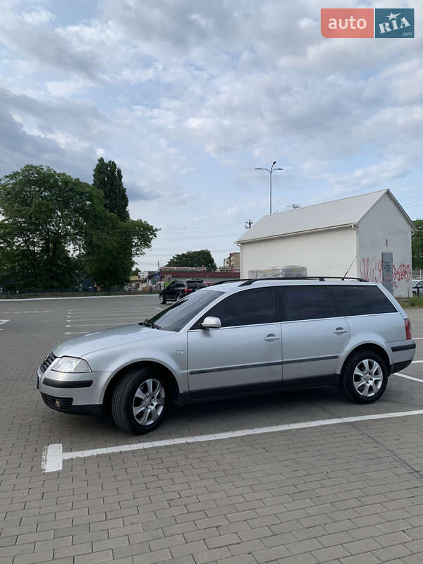 Универсал Volkswagen Passat 2003 в Одессе