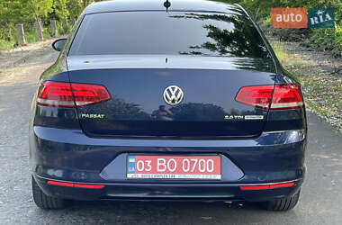 Седан Volkswagen Passat 2015 в 