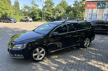 Универсал Volkswagen Passat 2013 в 