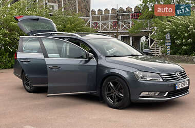 Универсал Volkswagen Passat 2013 в 