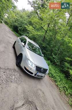 Универсал Volkswagen Passat 2009 в 