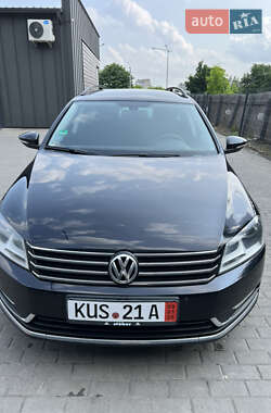 Универсал Volkswagen Passat 2012 в 
