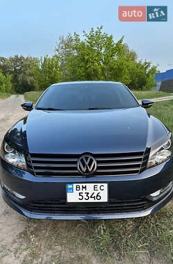 Седан Volkswagen Passat 2012 в Сумах