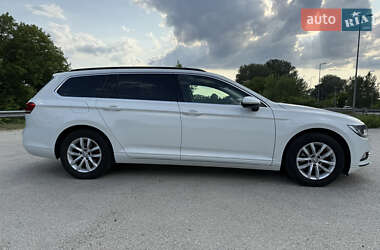 Универсал Volkswagen Passat 2015 в Берегово