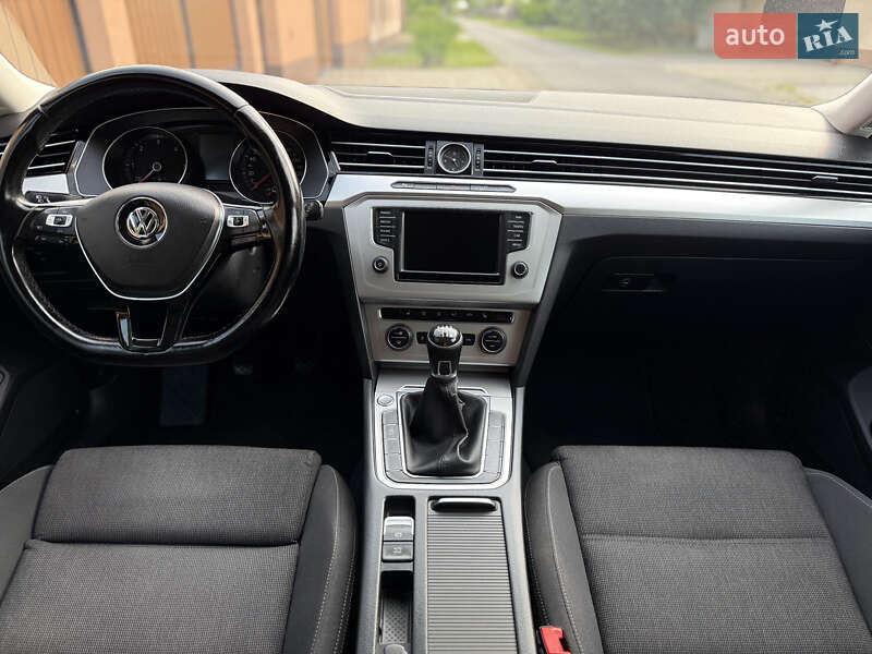 Універсал Volkswagen Passat 2015 в Береговому