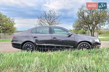 Седан Volkswagen Passat 2006 в 