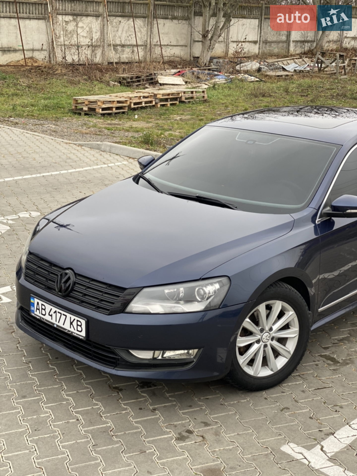 2012 Volkswagen Passat - мініатюра 2