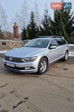 Універсал Volkswagen Passat 2015 в Полтаві