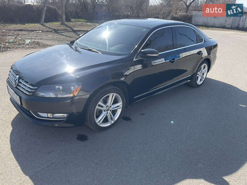 Седан Volkswagen Passat 2012 в Дніпрі