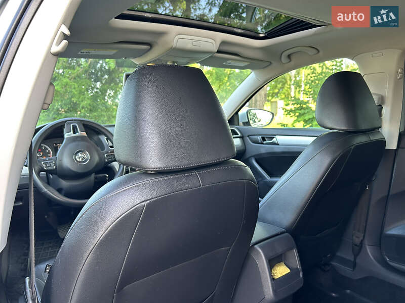 Седан Volkswagen Passat 2012 в Черкассах