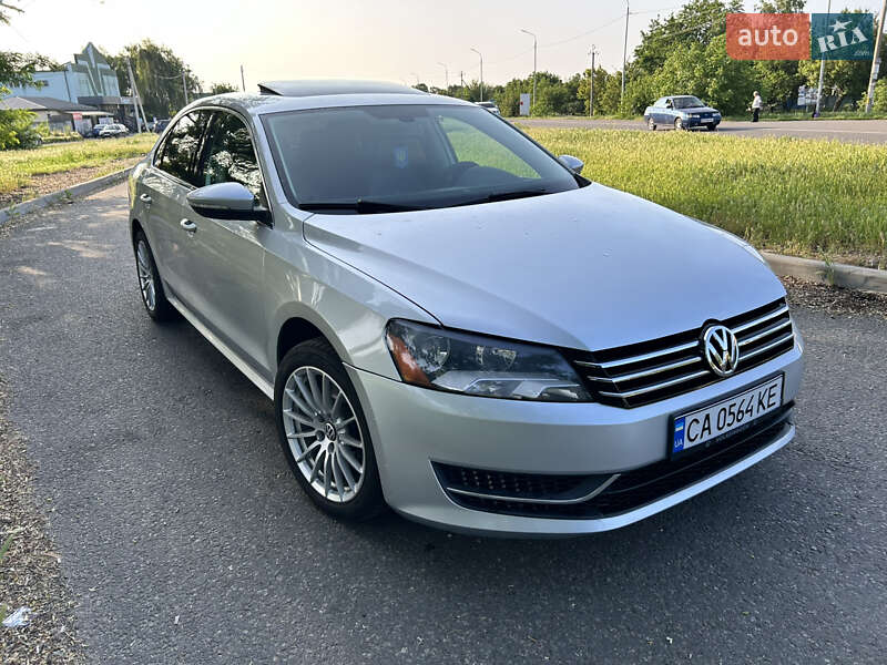 Седан Volkswagen Passat 2012 в Черкассах