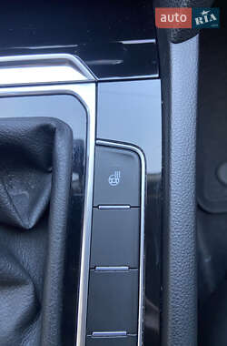 Седан Volkswagen Passat 2018 в 