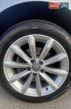 Седан Volkswagen Passat 2018 в 