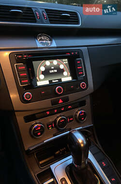 Универсал Volkswagen Passat 2013 в 