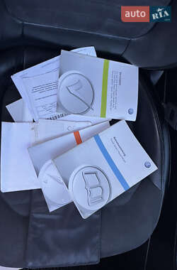 Универсал Volkswagen Passat 2012 в 