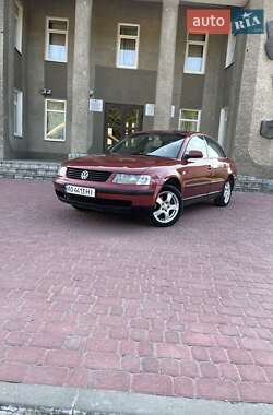 Седан Volkswagen Passat 1997 в 