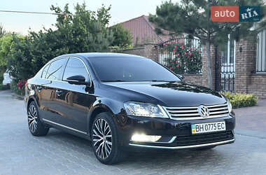 Седан Volkswagen Passat 2012 в 