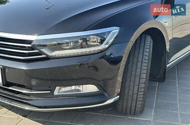 Седан Volkswagen Passat 2017 в 