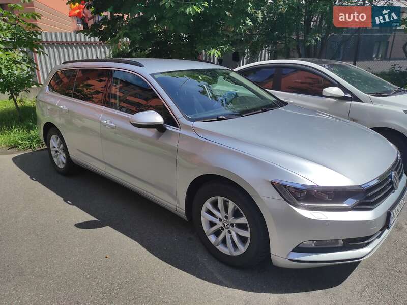 Універсал Volkswagen Passat 2017 в Києві