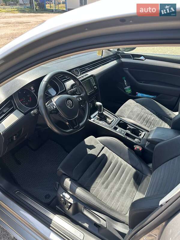 Седан Volkswagen Passat 2017 в Кривом Озере фото 10 Седан Volkswagen Passat 2017 в Кривом Озере