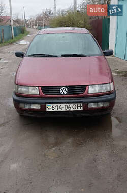 Седан Volkswagen Passat 1997 в Черкасах