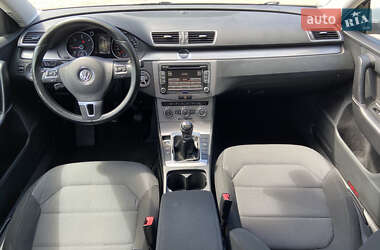 Универсал Volkswagen Passat 2012 в 