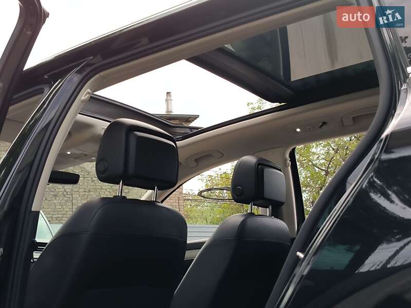 Универсал Volkswagen Passat 2015 в Киеве