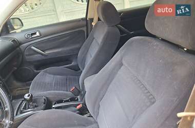 Универсал Volkswagen Passat 2000 в 