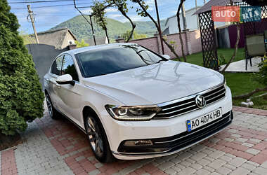 Седан Volkswagen Passat 2016 в 