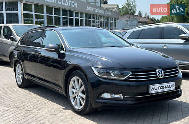 Універсал Volkswagen Passat 2015 в Житомирі