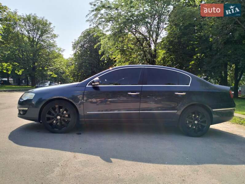 Седан Volkswagen Passat 2008 в Рівному