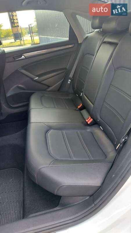 Седан Volkswagen Passat 2020 в Киеве