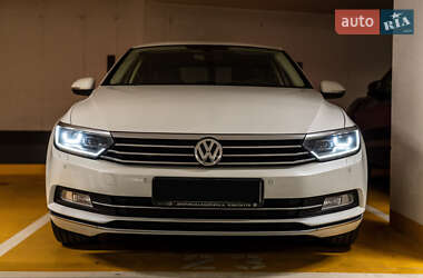 Седан Volkswagen Passat 2018 в 