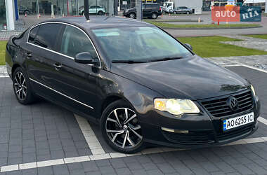 Седан Volkswagen Passat 2008 в Мукачевому