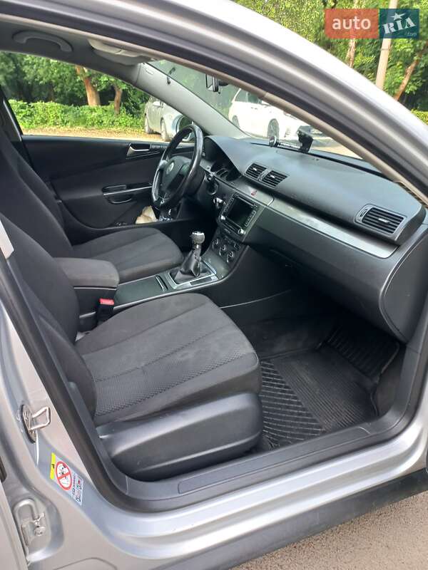 Универсал Volkswagen Passat 2008 в Луцке