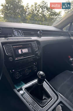 Универсал Volkswagen Passat 2015 в 