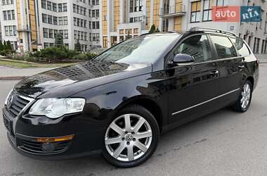 Универсал Volkswagen Passat 2009 в Харькове
