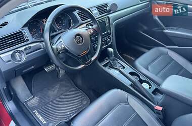 Седан Volkswagen Passat 2016 в 