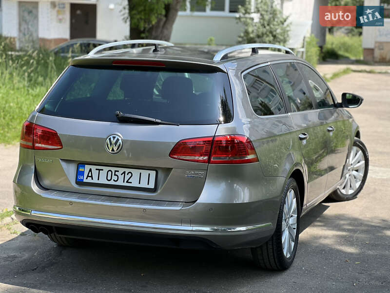 Універсал Volkswagen Passat 2011 в Калуші